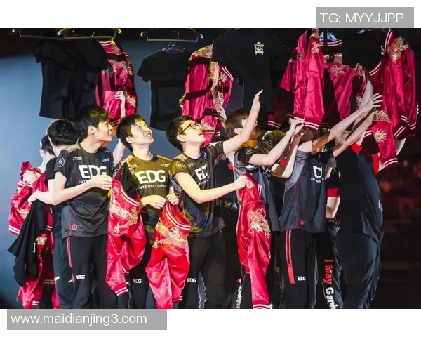 EDG在S15电竞青年赛中的团队协作表现分析与评价